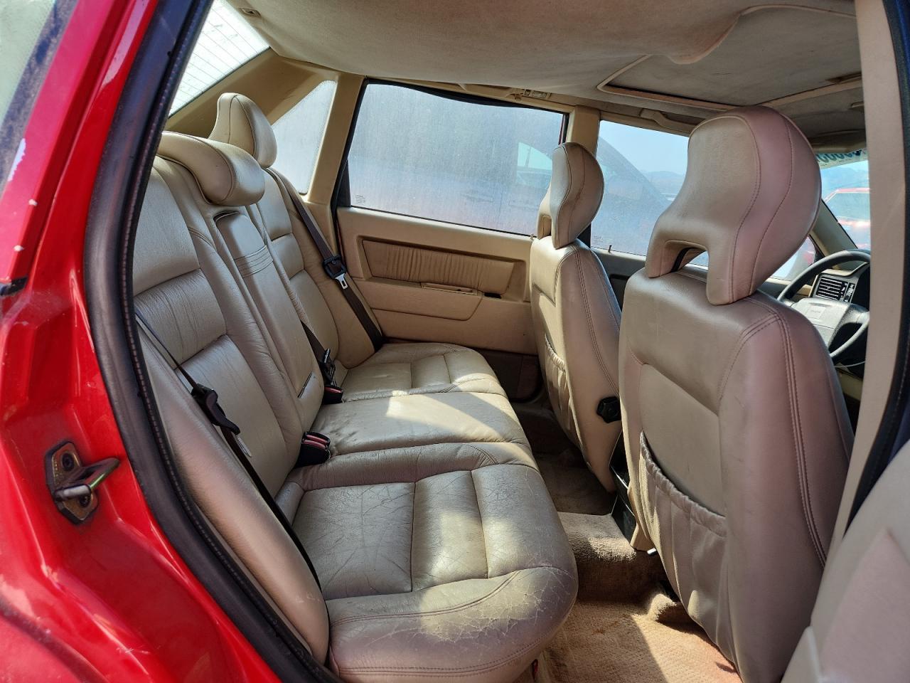 1996 VOLVO 850