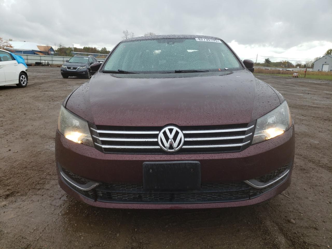 2013 VOLKSWAGEN Passat