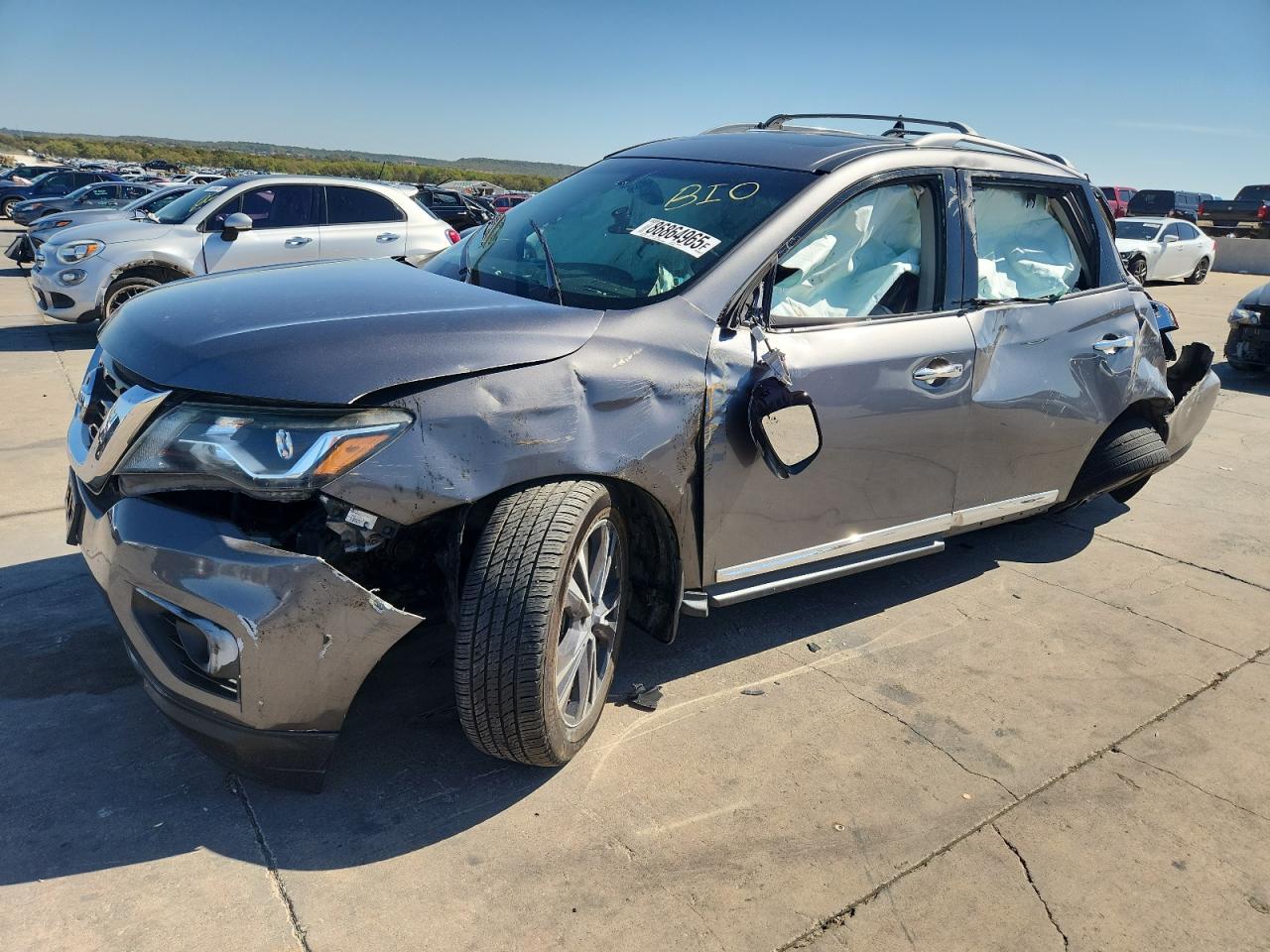 2017 NISSAN PATHFINDER