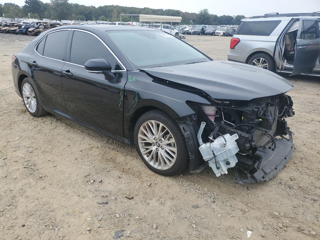 2019 TOYOTA CAMRY