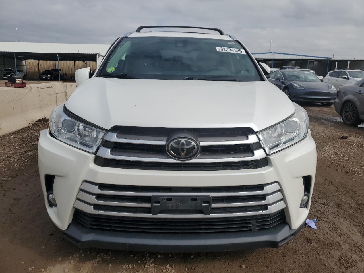 2018 TOYOTA HIGHLANDER