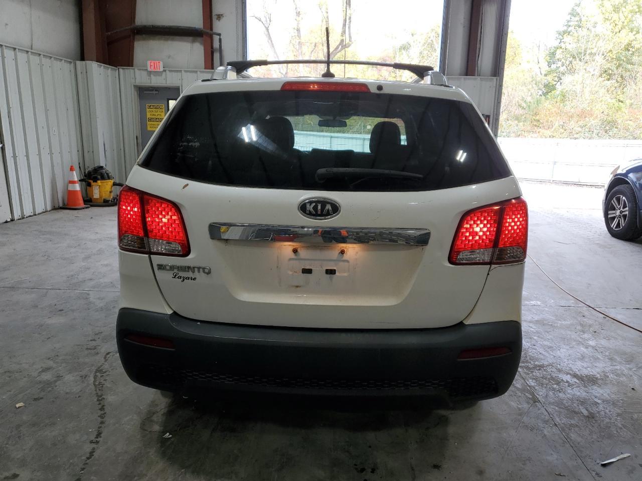 2011 KIA SORENTO