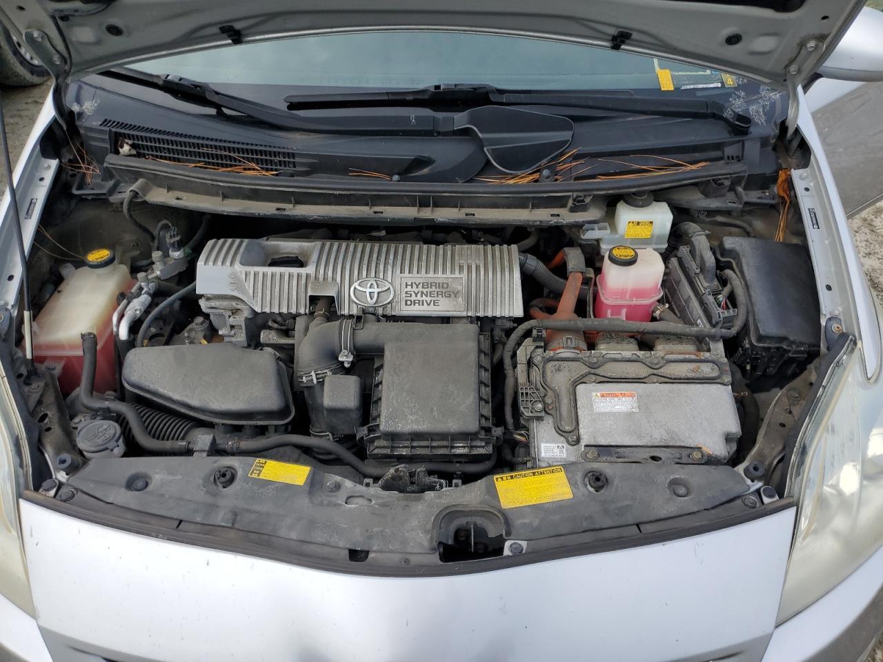 2011 TOYOTA PRIUS