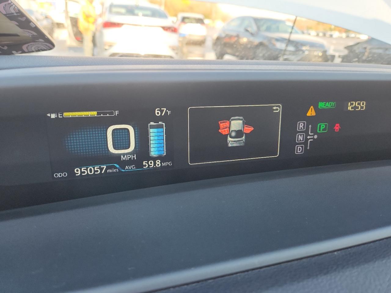 2016 TOYOTA PRIUS