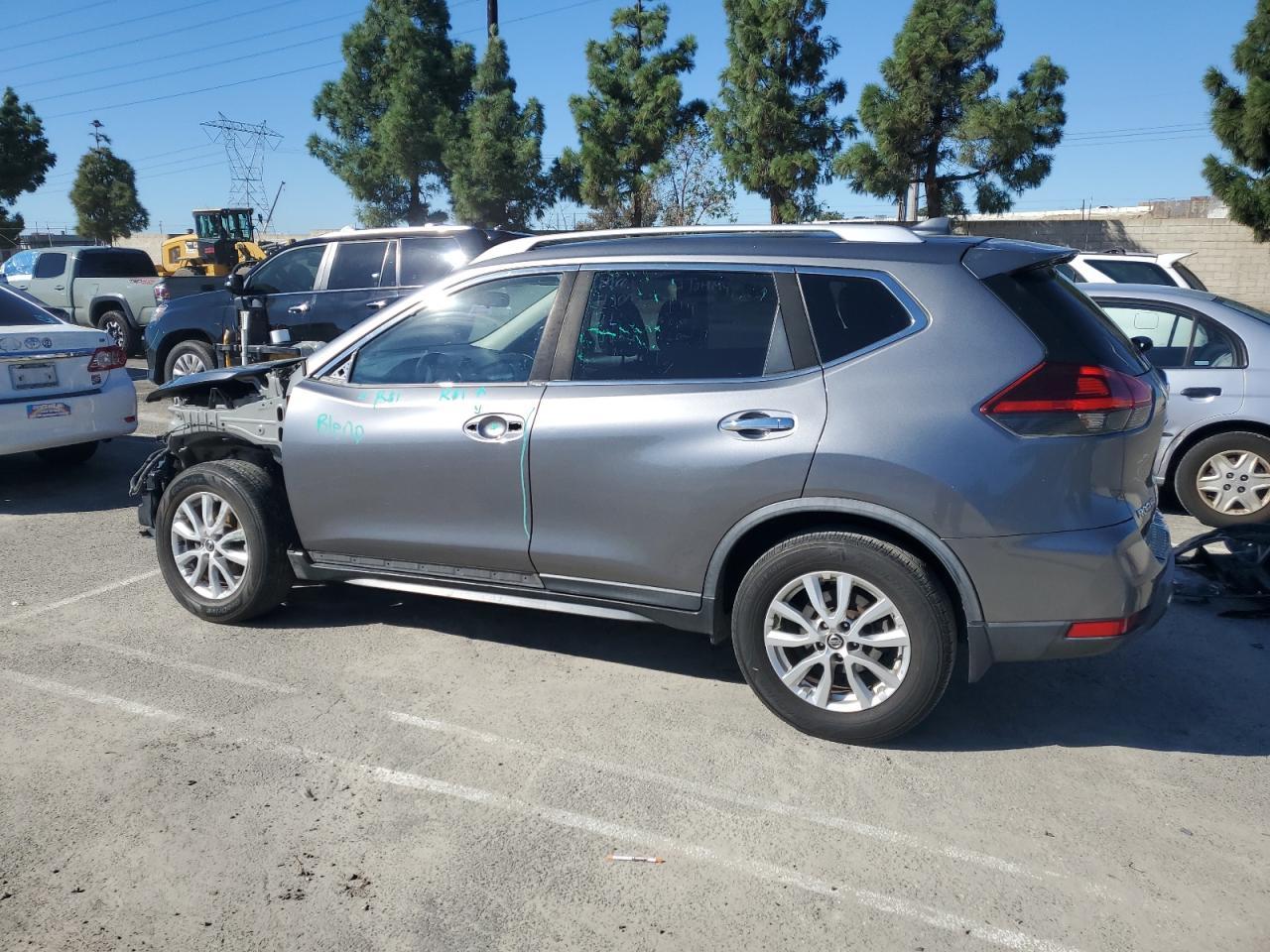 2018 NISSAN ROGUE