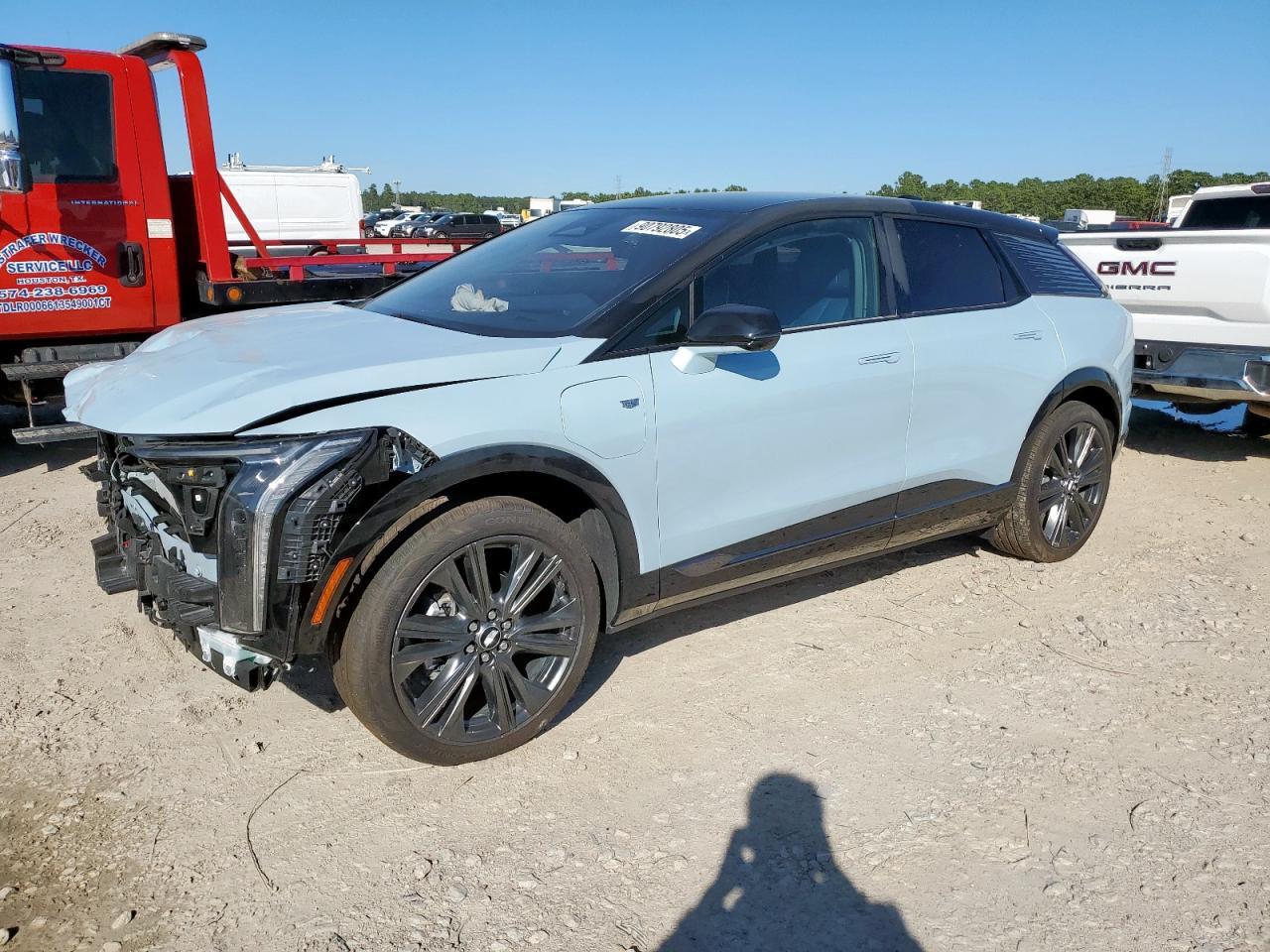 2025 CADILLAC OPTIQ