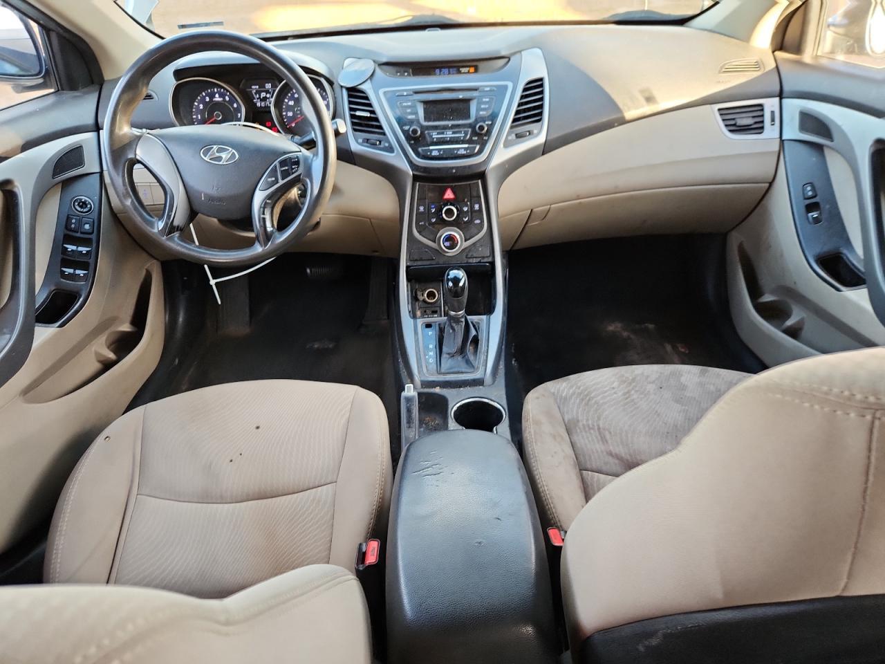 2016 HYUNDAI ELANTRA