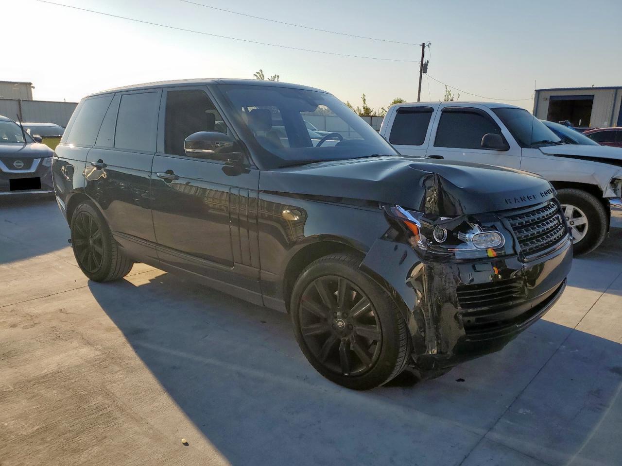 2017 LAND ROVER RANGE ROVER
