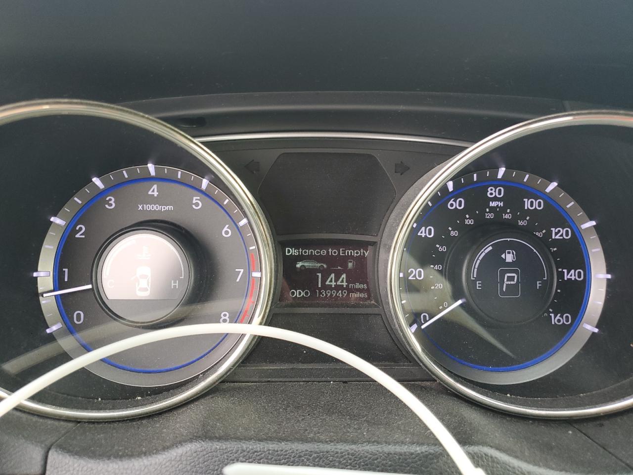 2011 HYUNDAI SONATA