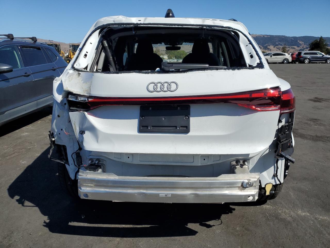 2025 AUDI Q6 e-tron
