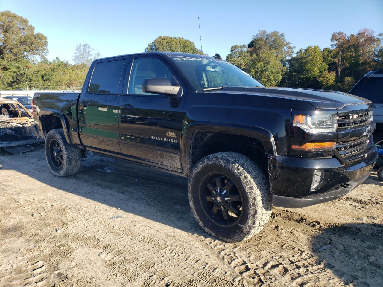 2017 CHEVROLET Silverado