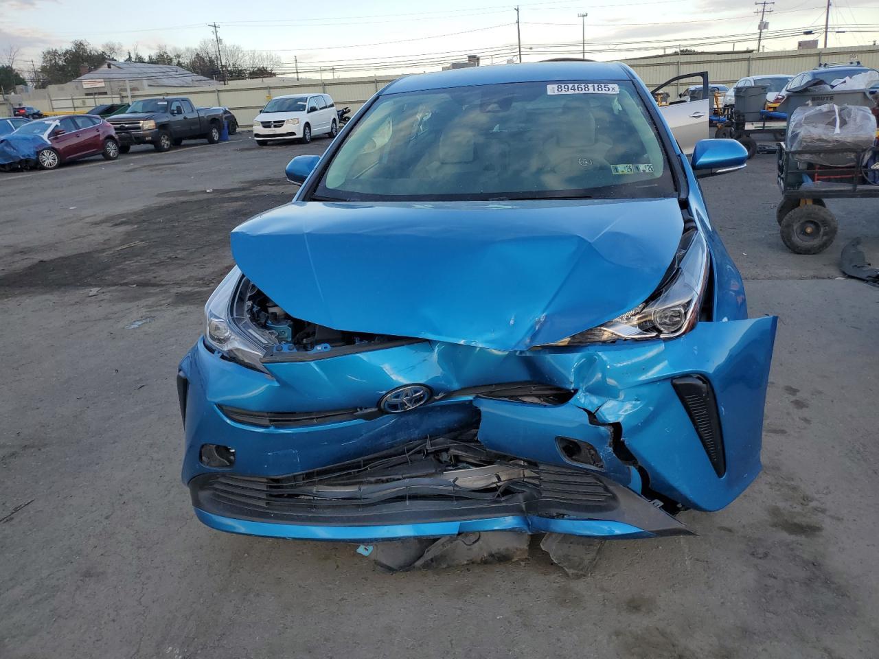2022 TOYOTA PRIUS