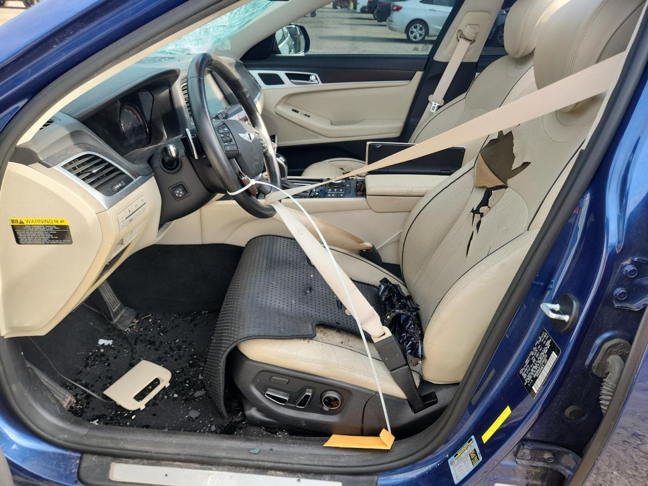 2015 HYUNDAI GENESIS