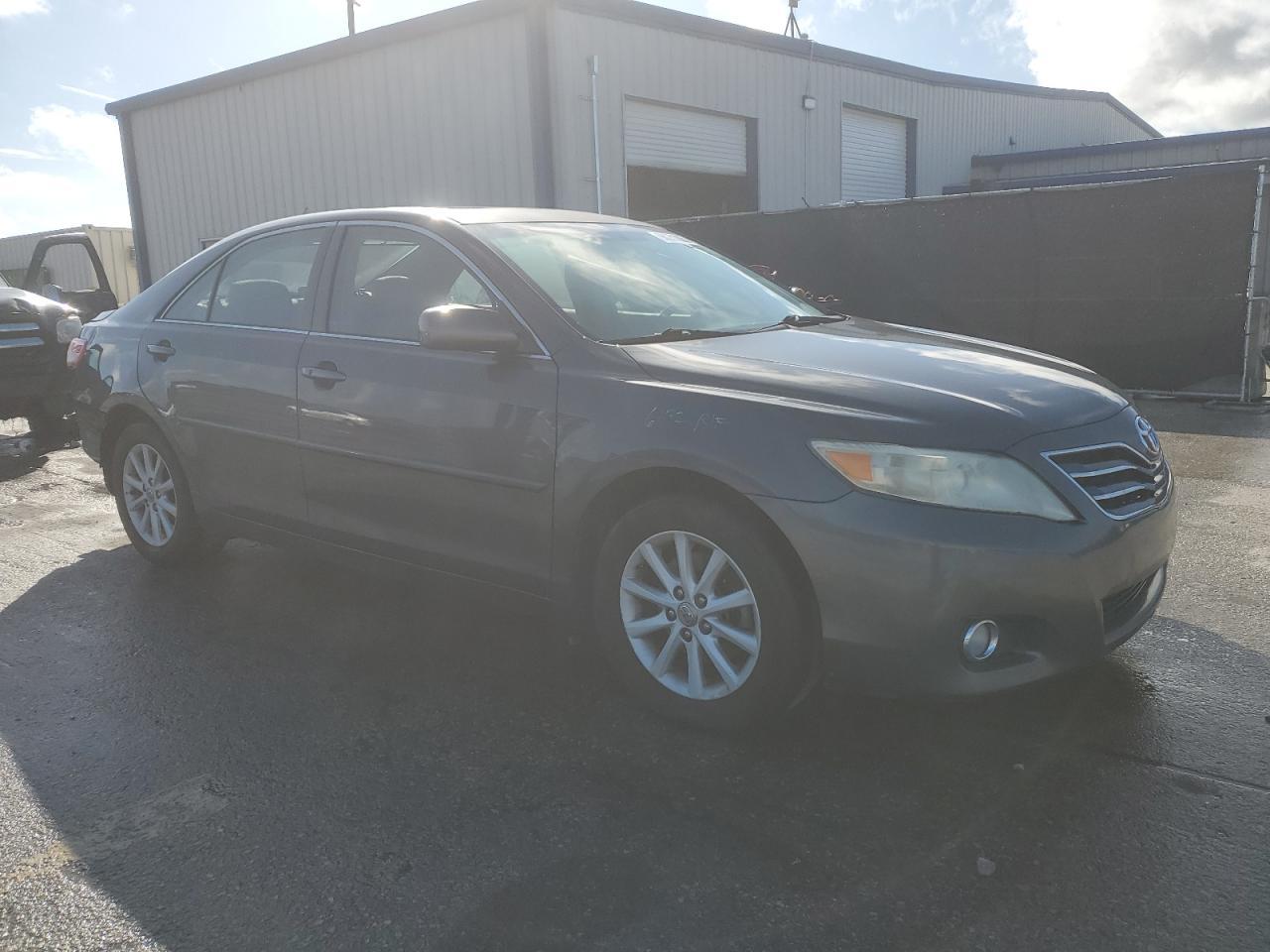 2010 TOYOTA CAMRY
