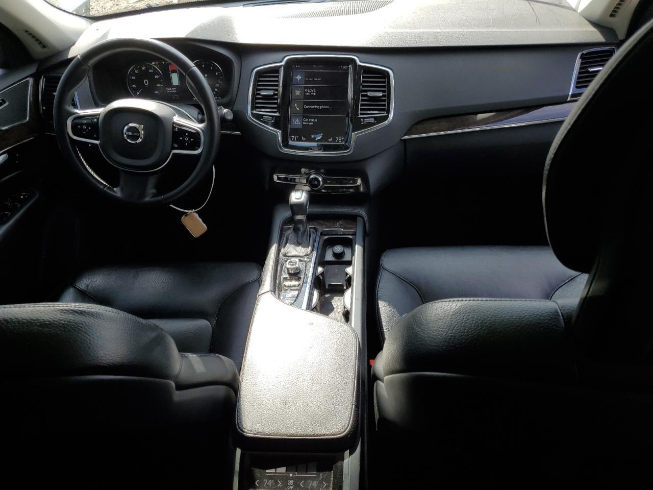 2016 VOLVO XC90