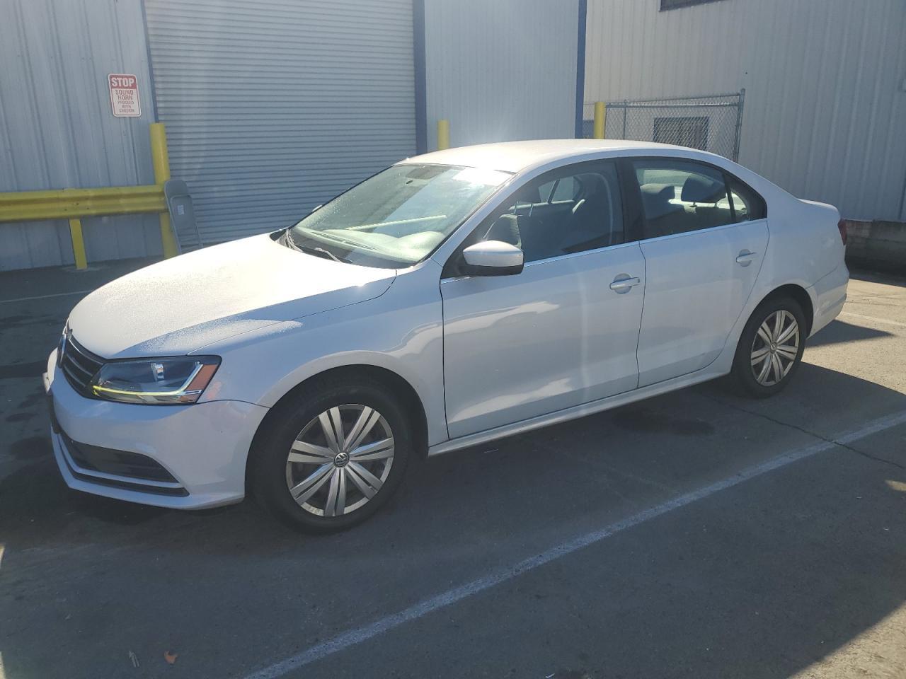 2017 VOLKSWAGEN JETTA