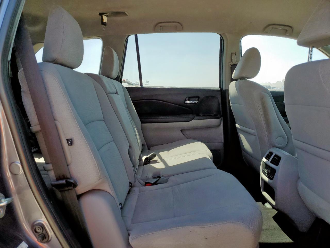 2016 HONDA PILOT