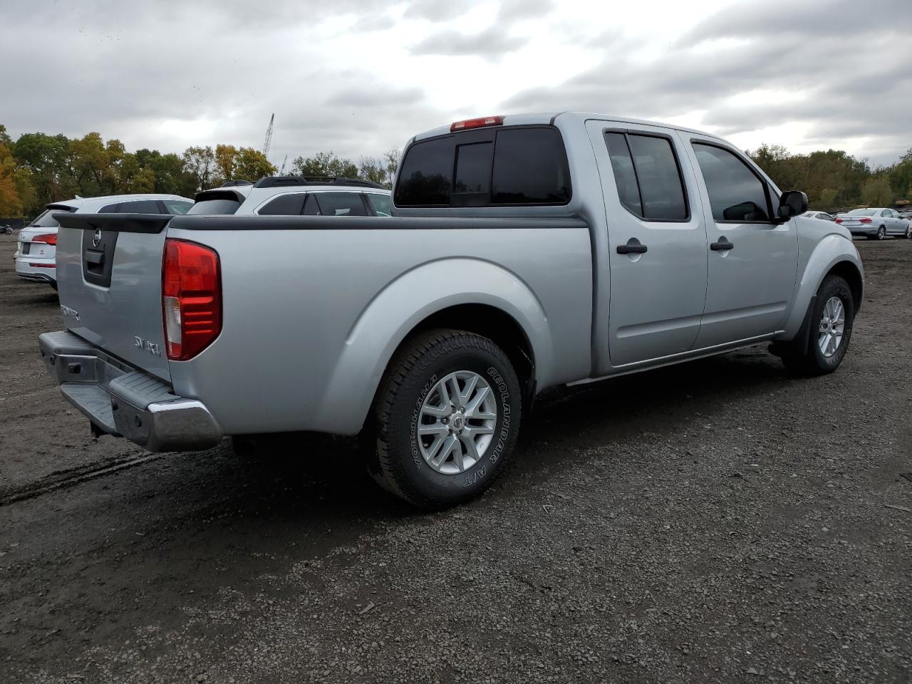 2015 NISSAN Frontier