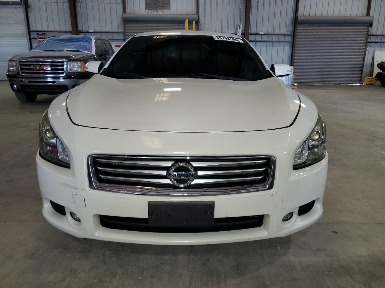 2014 NISSAN Maxima