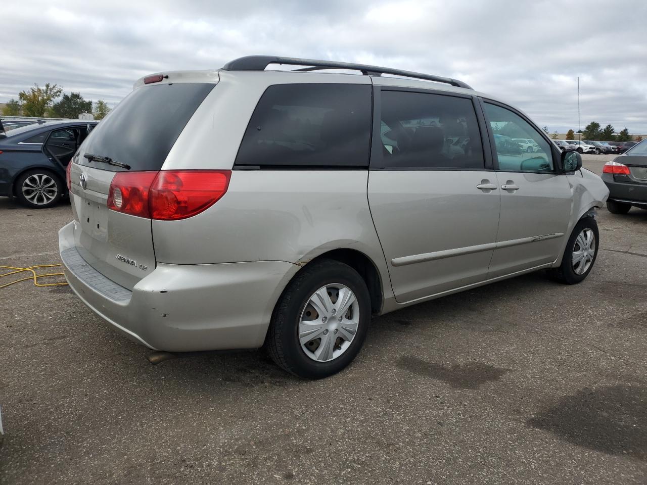 2007 TOYOTA SIENNA