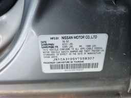 2000 NISSAN Maxima