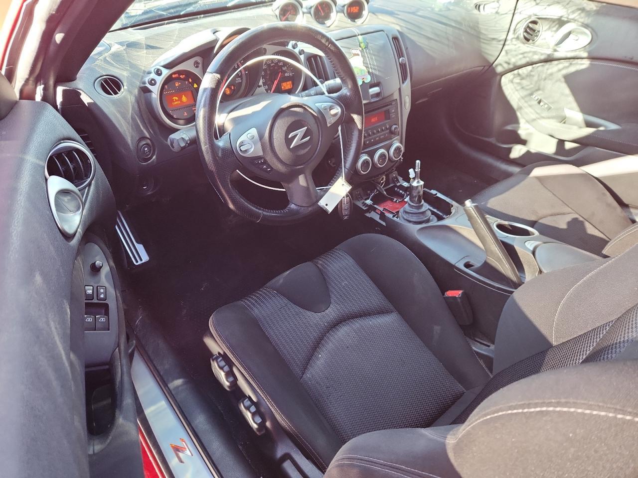 2016 NISSAN 370Z