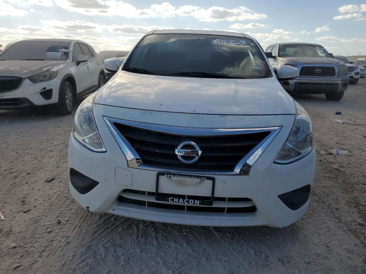 2019 NISSAN VERSA