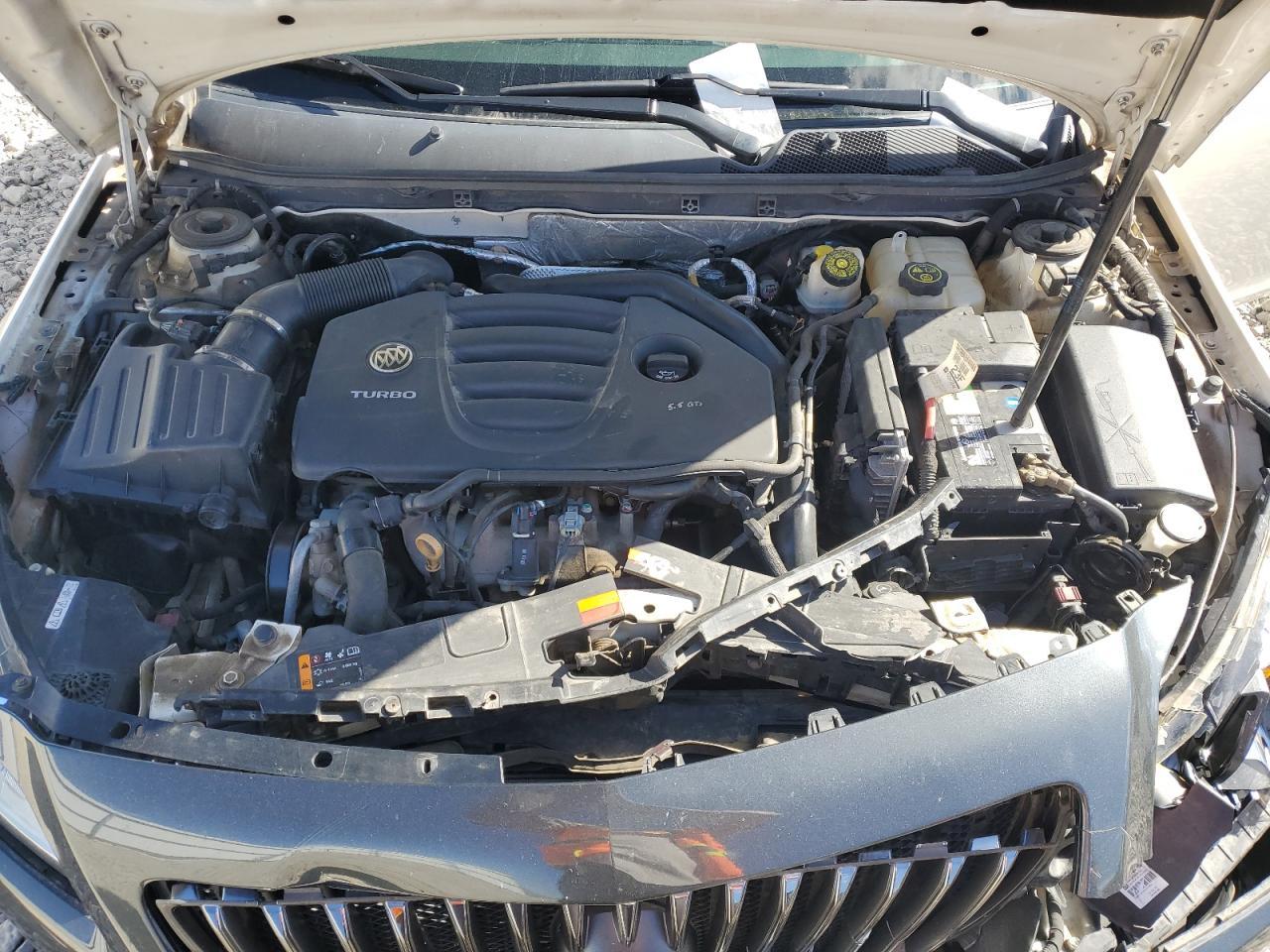 2013 BUICK Regal