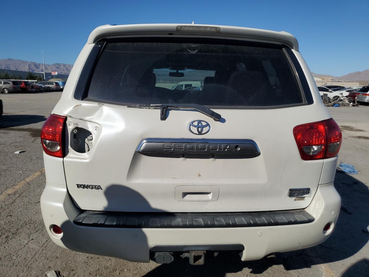 2012 TOYOTA Sequoia
