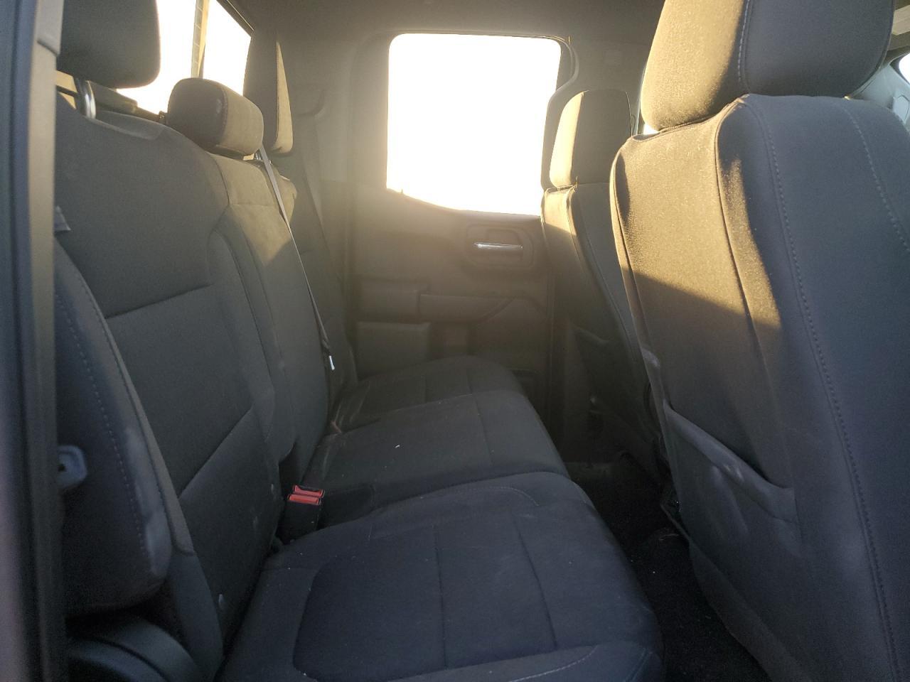 2021 CHEVROLET Silverado