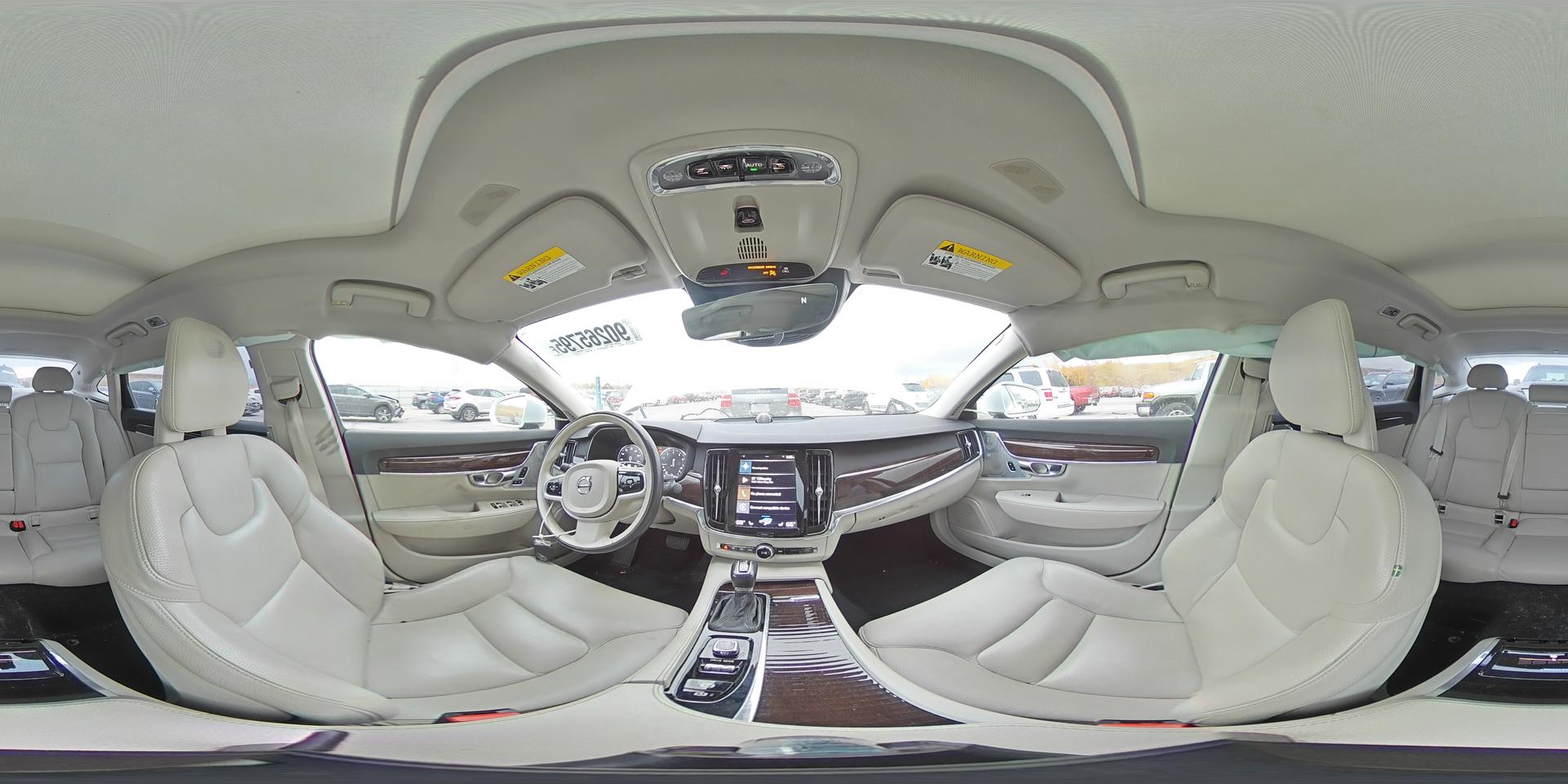 2018 VOLVO S90