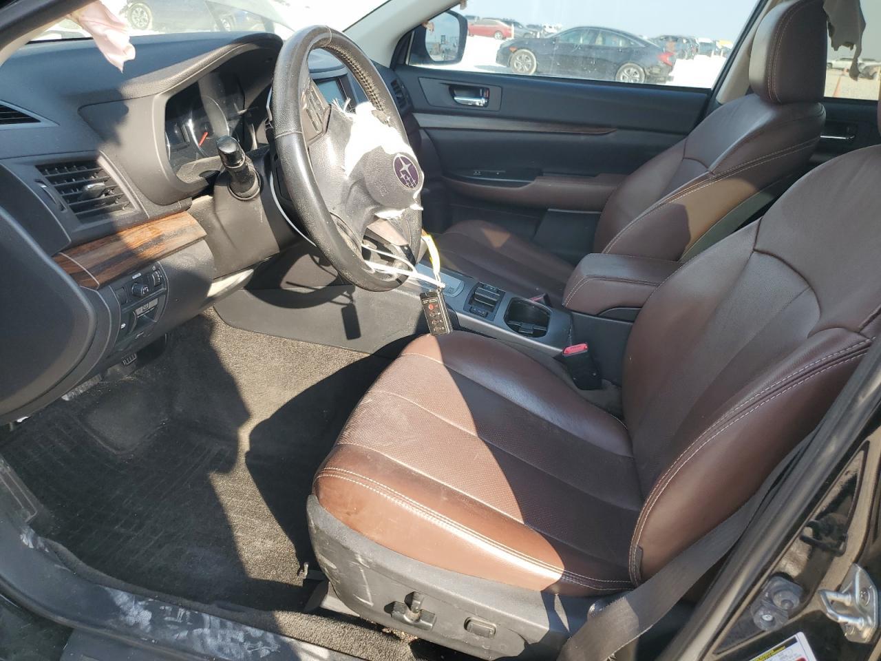 2013 SUBARU Outback
