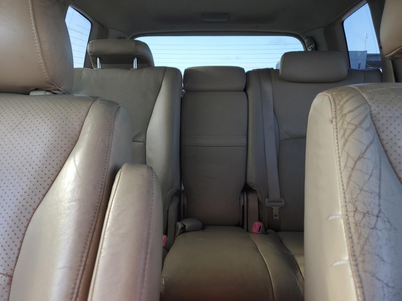 2004 TOYOTA HIGHLANDER