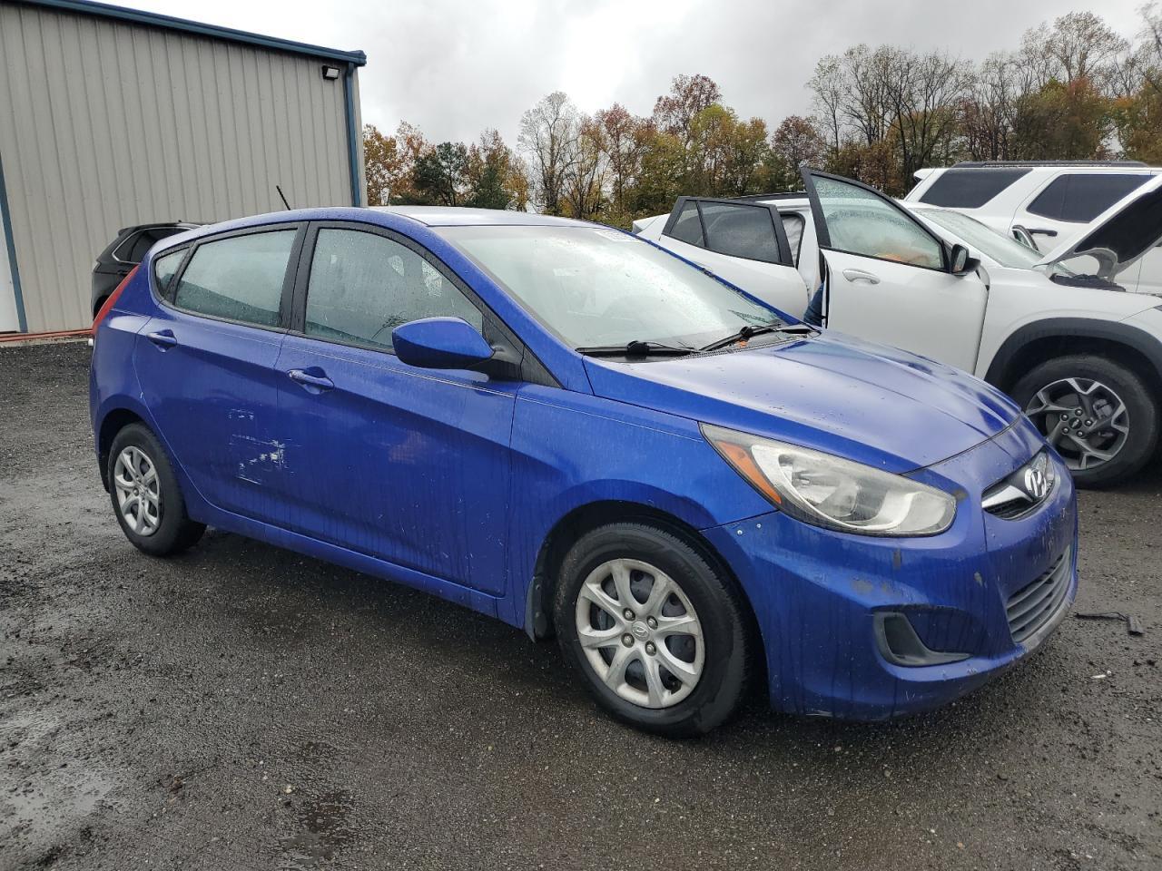 2013 HYUNDAI ACCENT