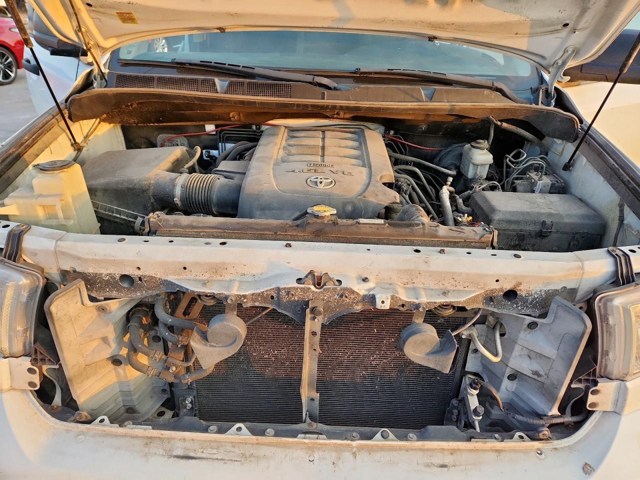 2012 TOYOTA TUNDRA