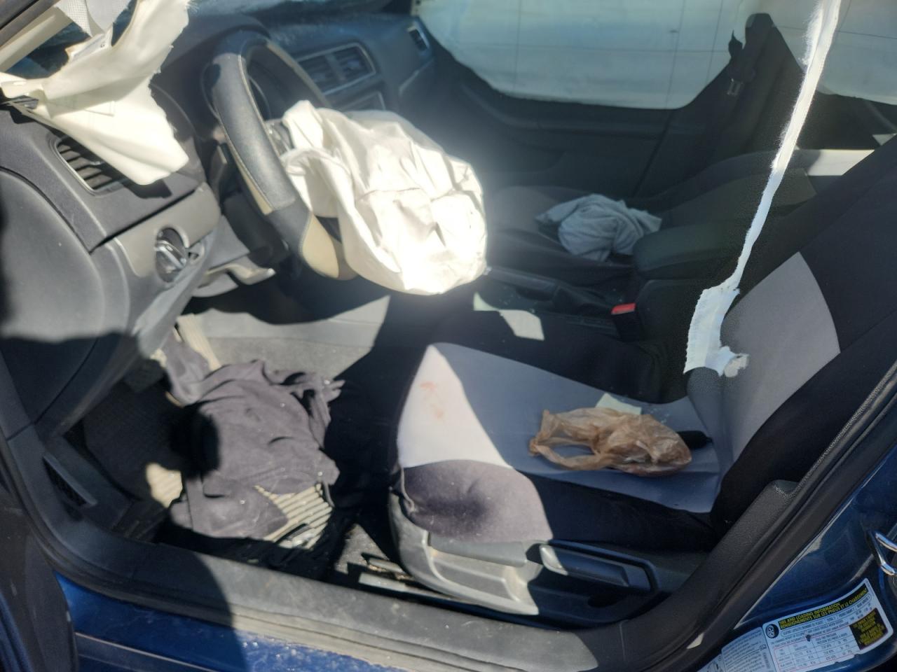2017 VOLKSWAGEN JETTA