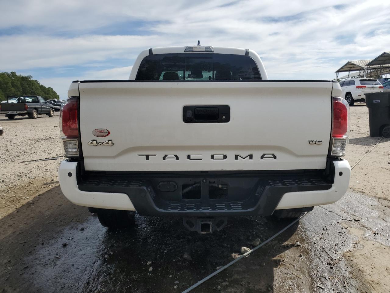 2017 TOYOTA TACOMA