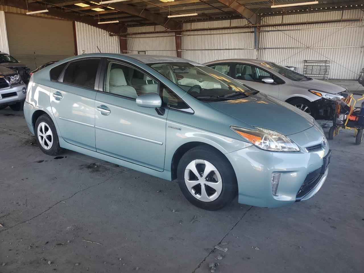 2015 TOYOTA PRIUS
