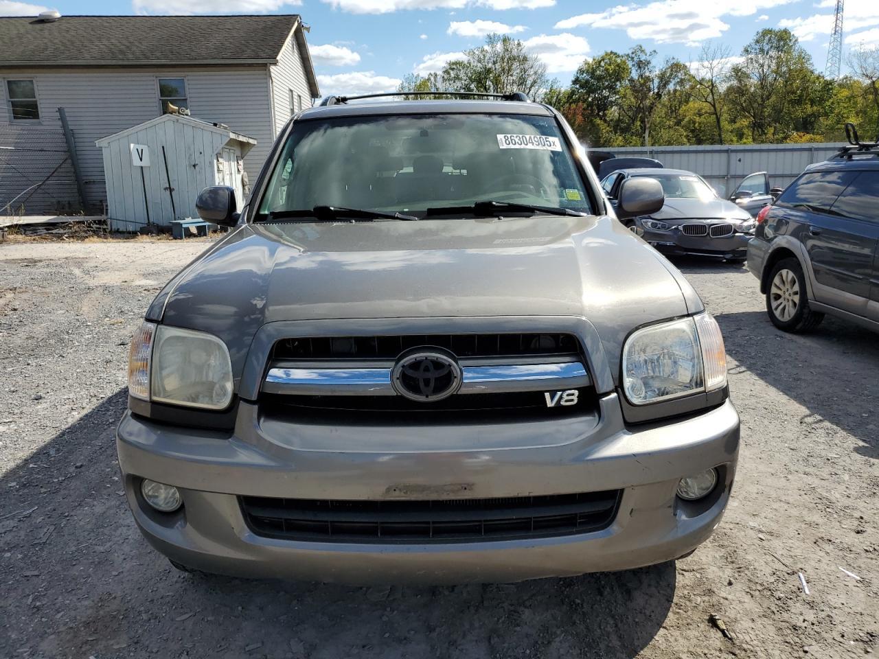 2006 TOYOTA Sequoia