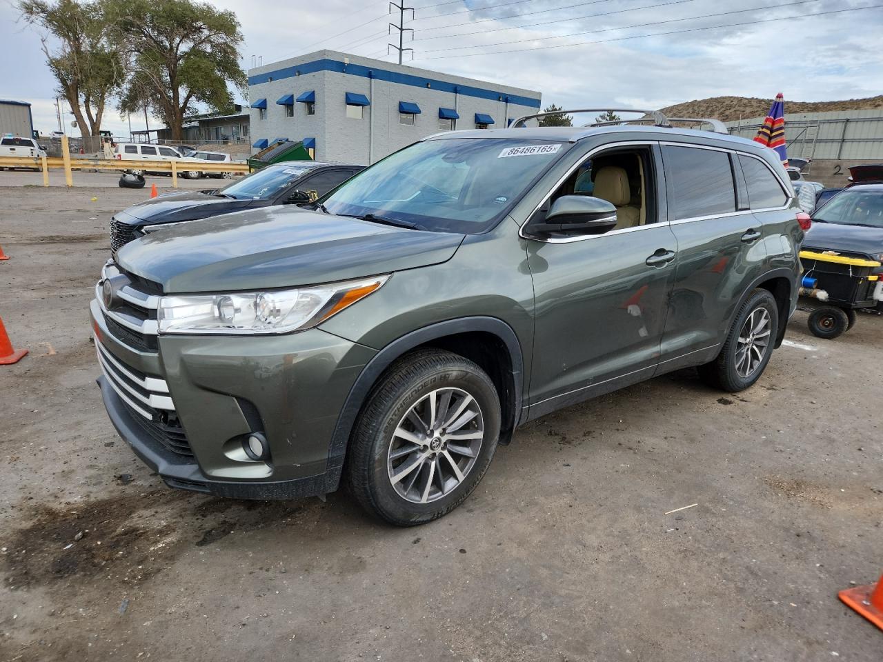 2017 TOYOTA HIGHLANDER