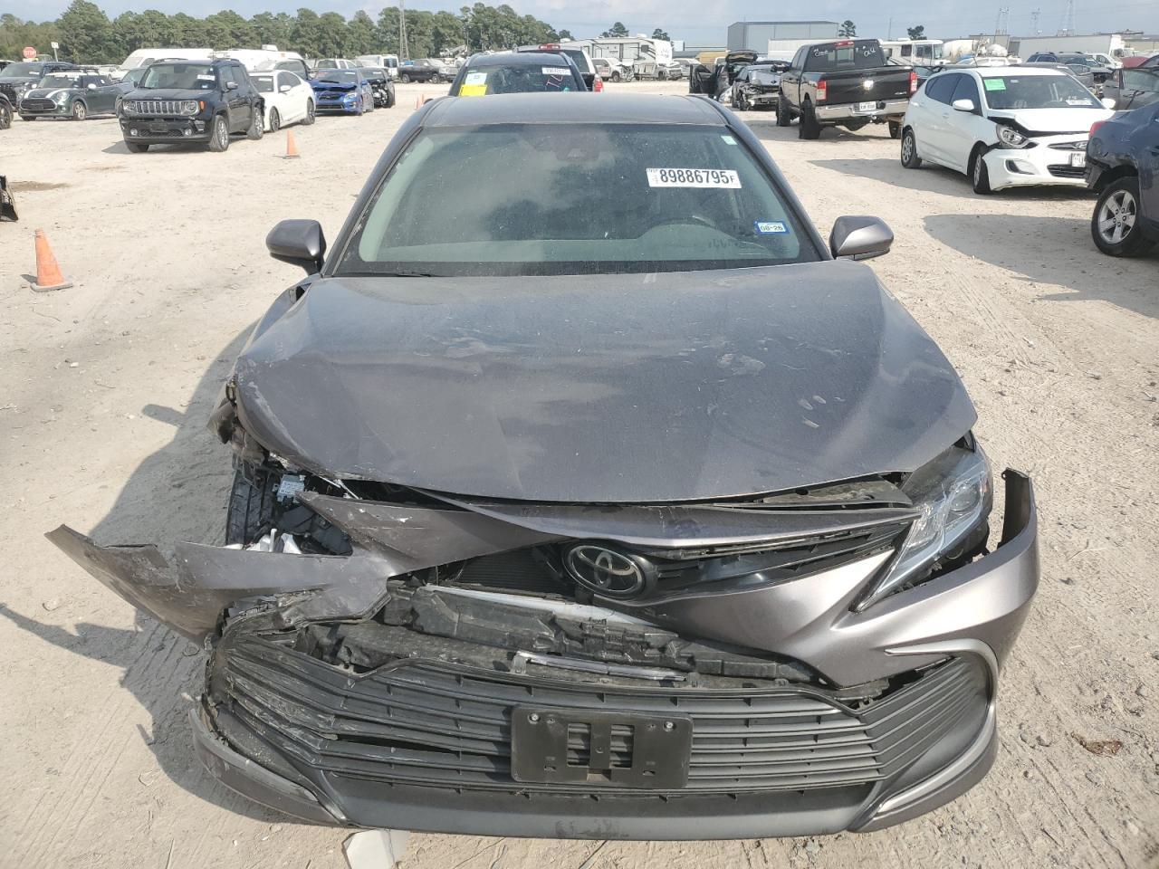 2024 TOYOTA CAMRY