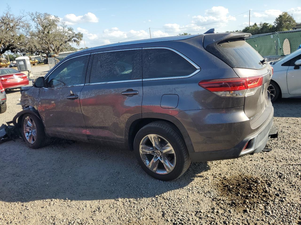 2019 TOYOTA HIGHLANDER
