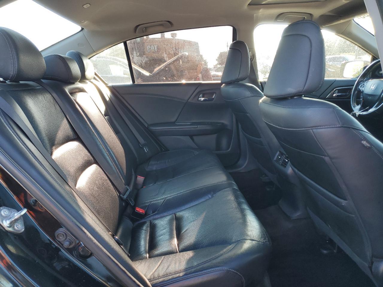 2017 HONDA ACCORD