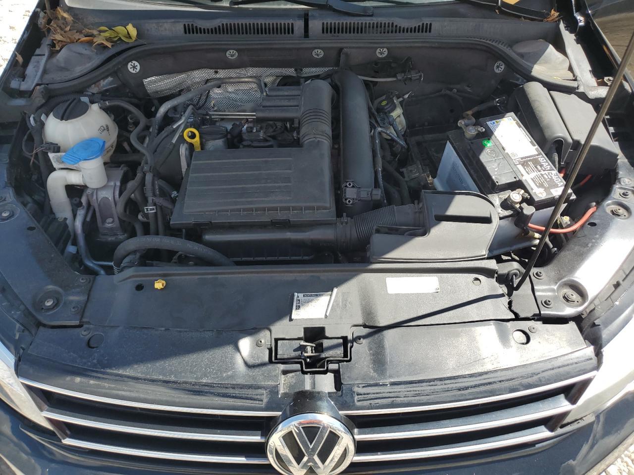 2016 VOLKSWAGEN JETTA