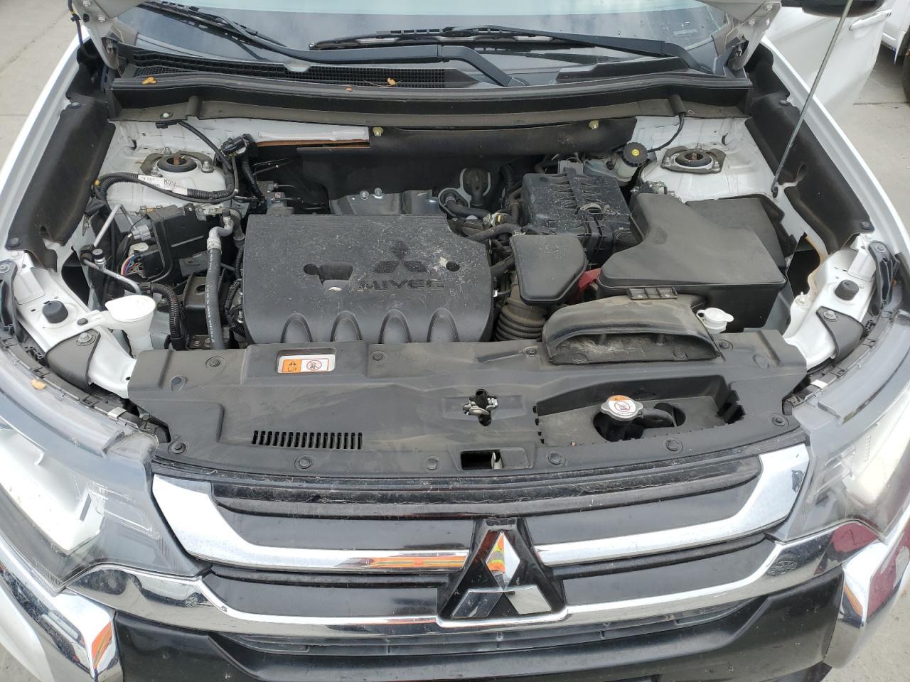 2018 MITSUBISHI outlander