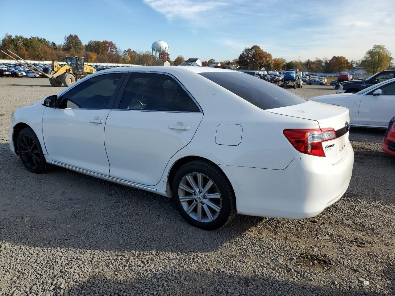 2013 TOYOTA CAMRY
