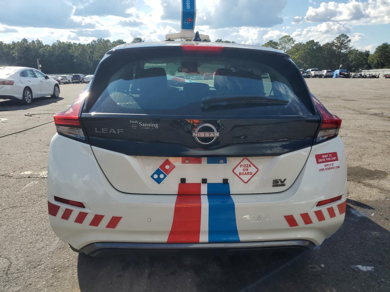 2024 NISSAN LEAF