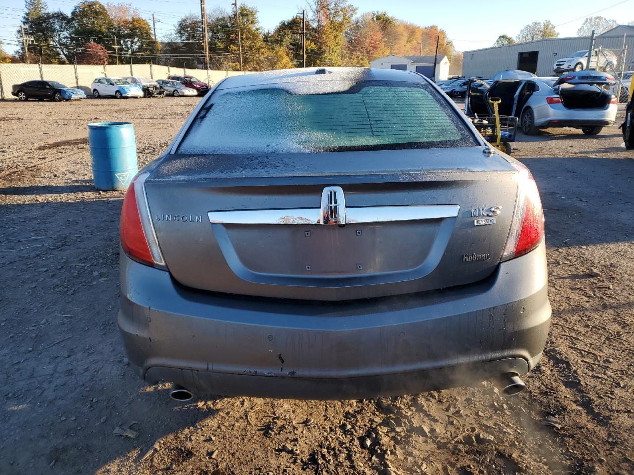 2011 LINCOLN MKS
