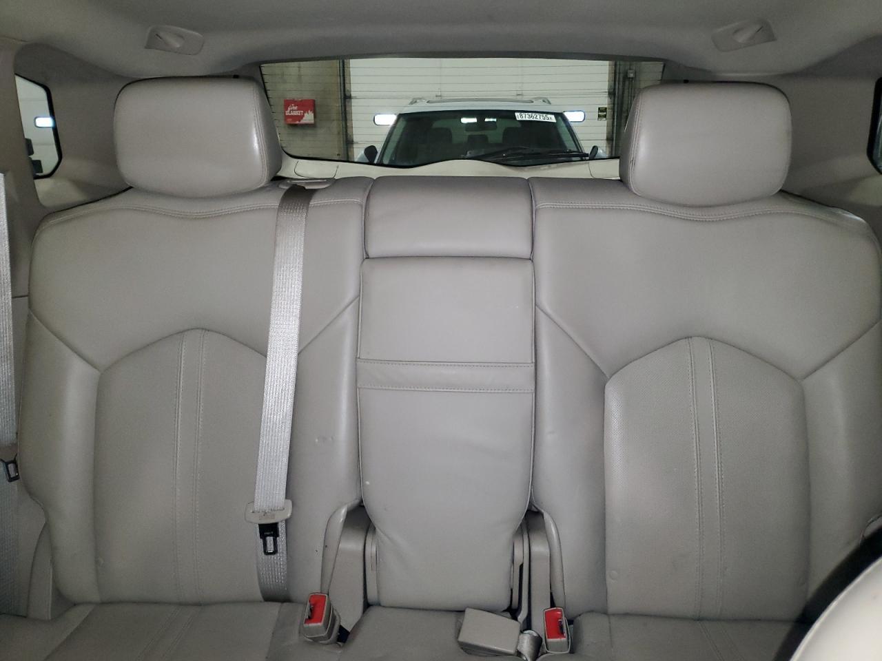 2011 CADILLAC SRX