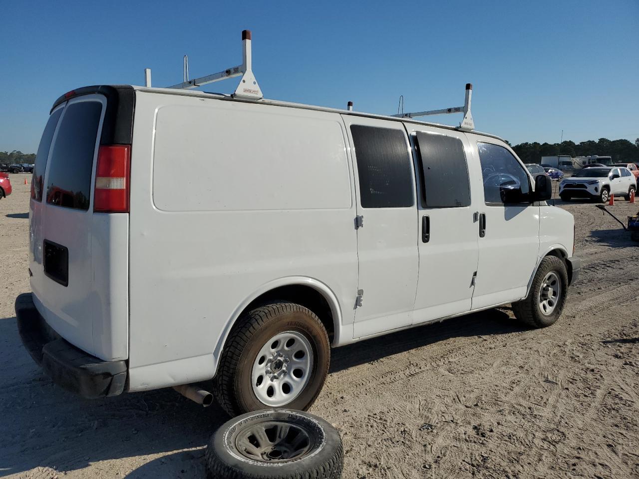 2014 CHEVROLET Express 1500